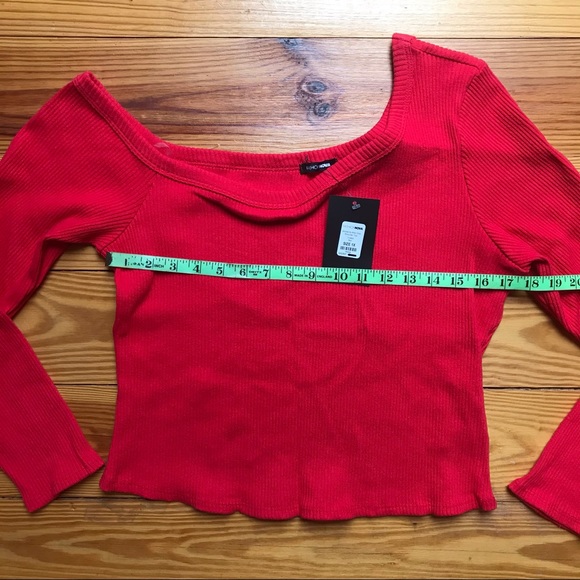 Fashion Nova Red Asymmetrical Sleeve Sweater, 1X - Picture 4 of 10